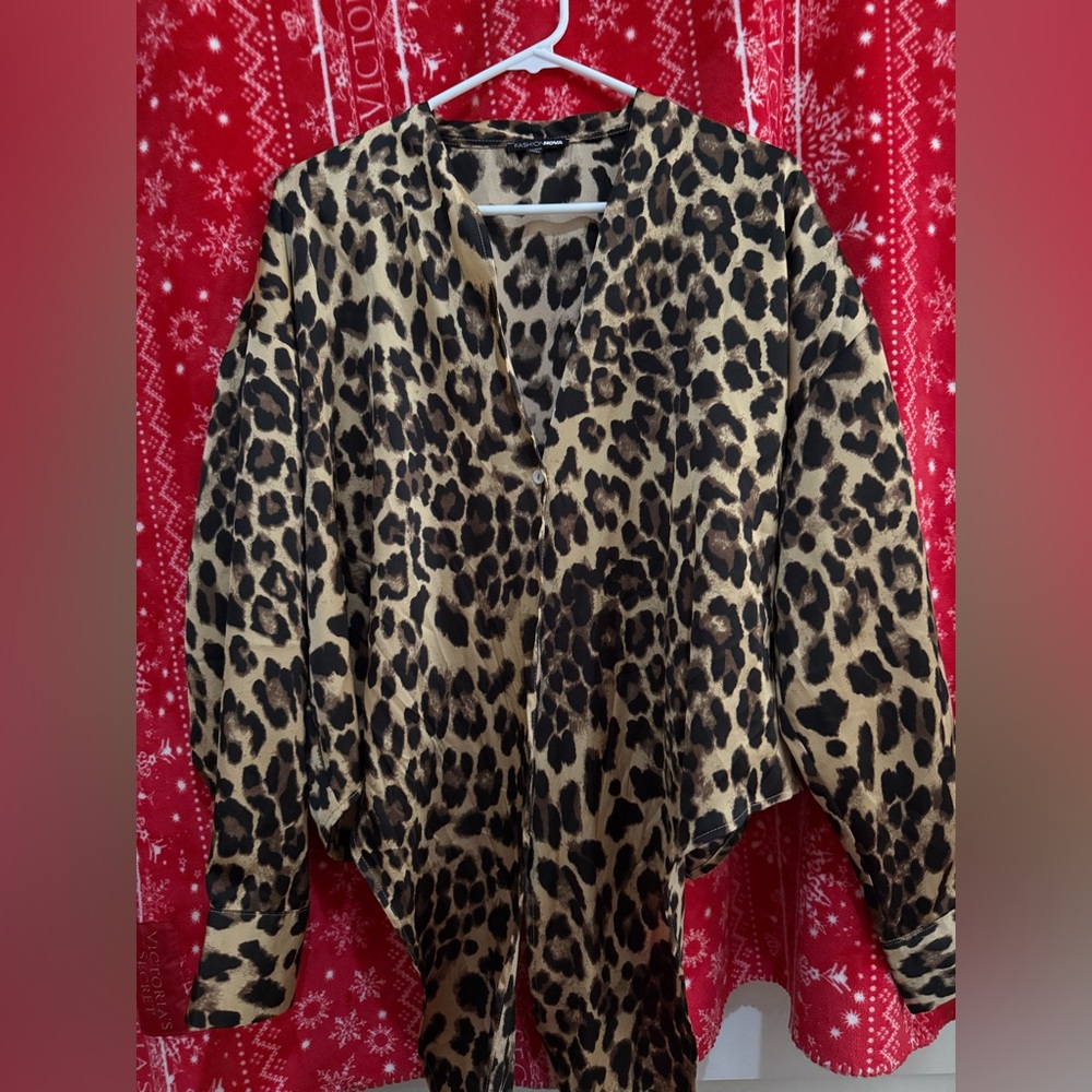 Fashion Nova Leopard Print Blouse